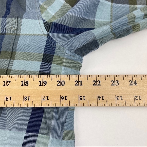 Christopher & Banks Button Up Shirt Womens Large Blue Plaid Long Sleeve - Picture 5 of 8